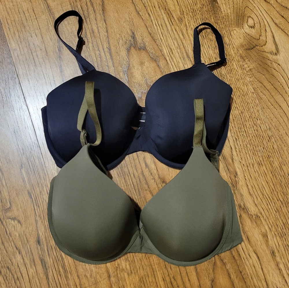 Victoria's Secret T-shirt Bra Black and Olive Duo Set, 34DD